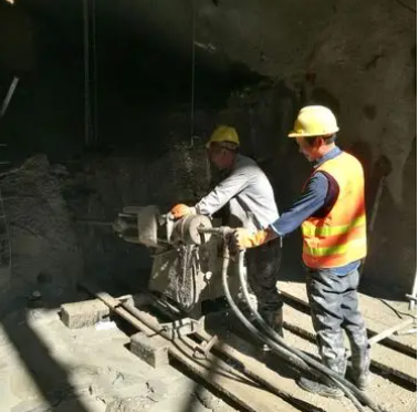 西乡塘水下抗分散灌浆料特点 水下不分散注浆料介绍